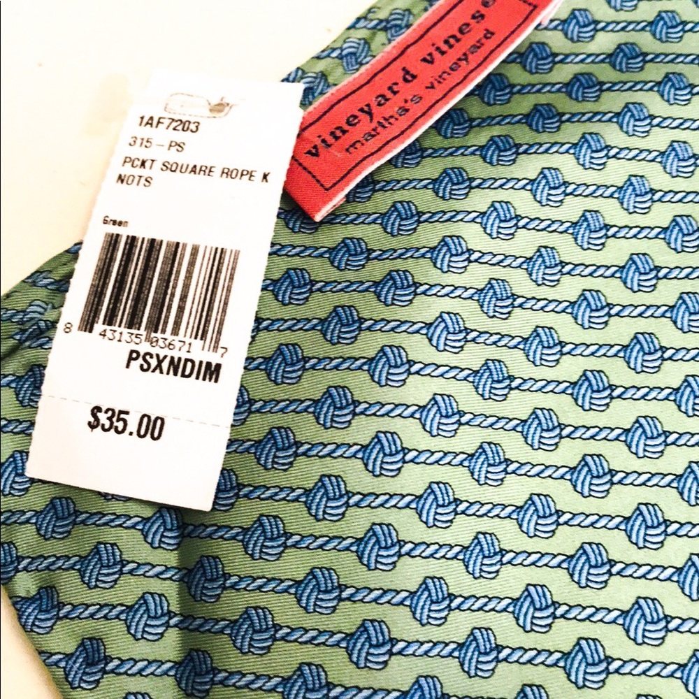 Vineyard Vines, Martha’s Vineyard, pocket square!